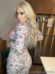 Pretty sure you re looking at my ass