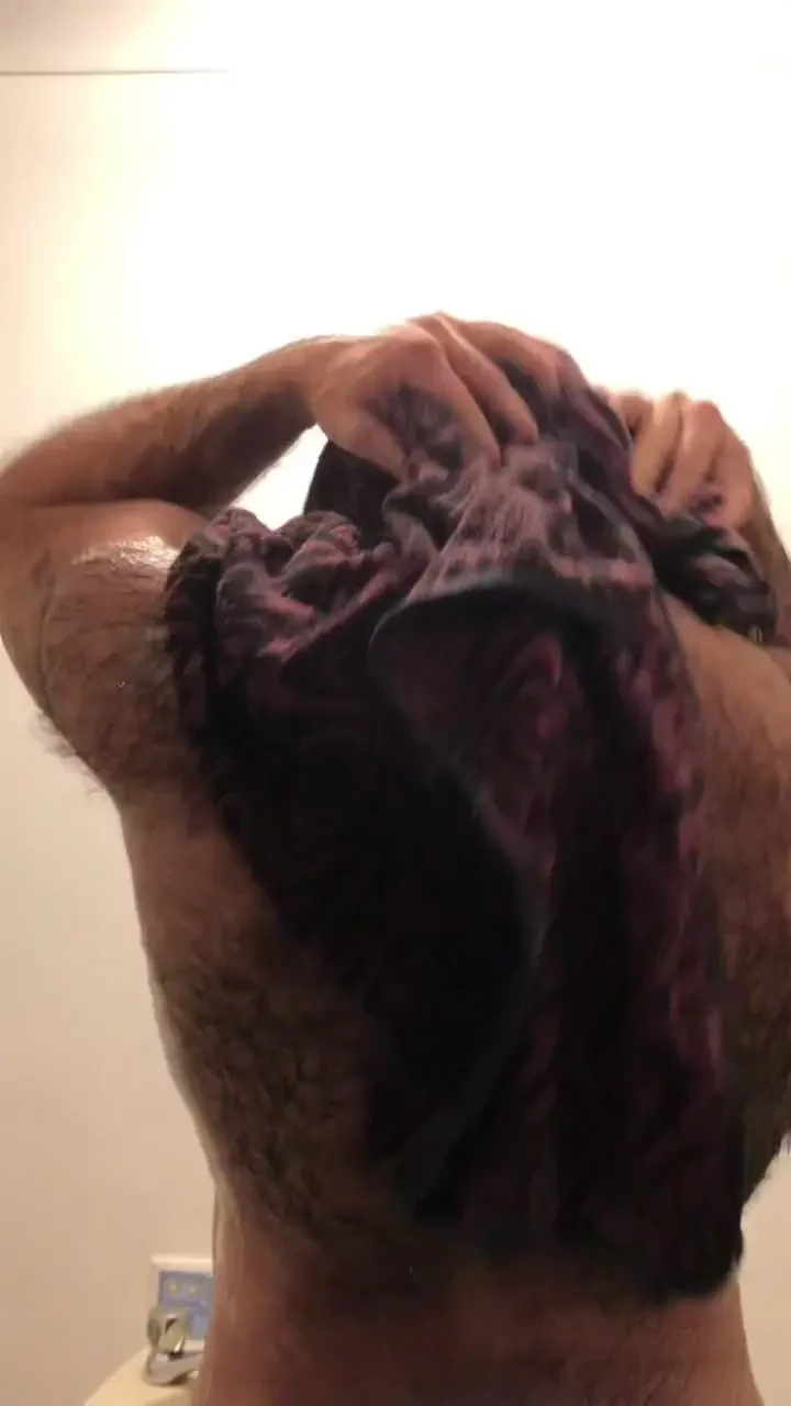 I m sure one of you should be here to dry me down 