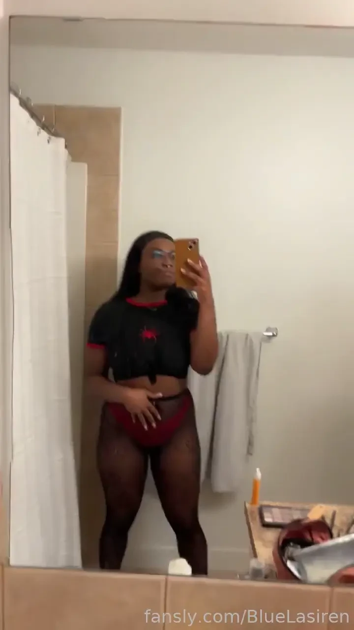Hey yall i went to a rave last night and had so much fun i ll be back part 1 
