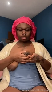 Quick bed time milking fyp fetish ebony mommy mom kink milk lactating