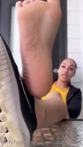 A clip of my 5 minute gym shoe removal video from today message me for