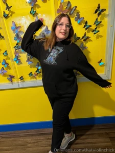 Tips of 5 get a special mini vacay pj selfie tonight when i get ready