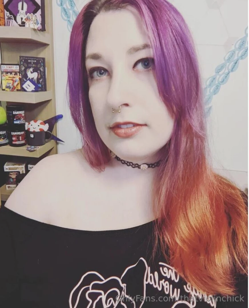 It s my villain era i should color my hair again to match 