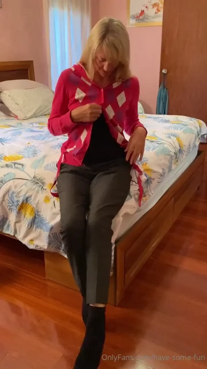 Cheeky custom video for your viewing pleasure by all means have a 