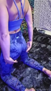 Good morning i know mondays can be horrible so here s a little booty