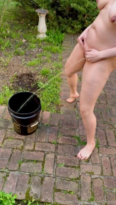 Ripping a strong piss into the bucket would you suck down my laser