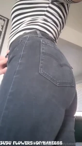 Strutting my ass in my levis i make all sorts of videos hope your