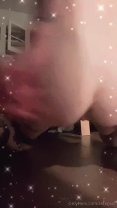 This is not a sexy post but i was messaging w an old hookup who moved