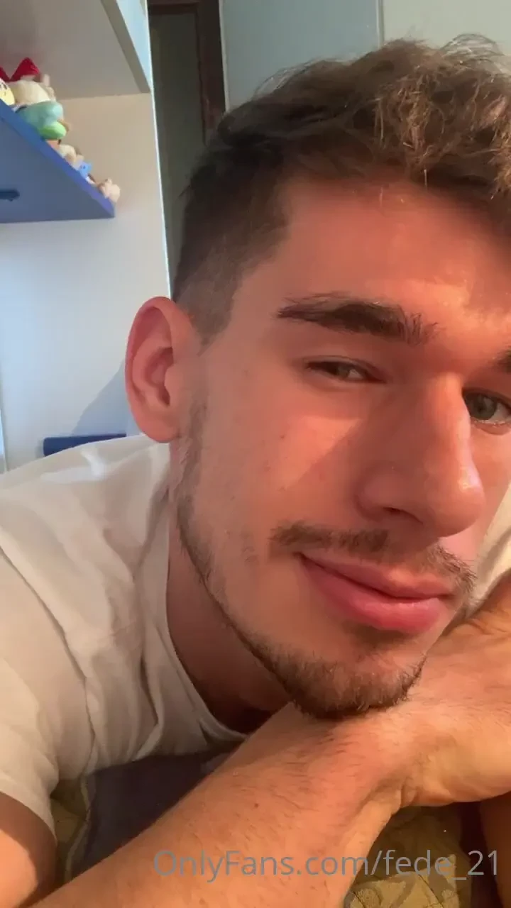 Indosso sempre l intimo abbinato ai calzini 