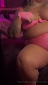 Showin off my cute chubby pussy