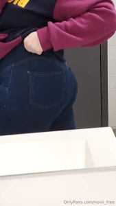 This is the kind of goofy shit i send to my friend