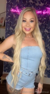 Hi there sexy did i catch you while you re online