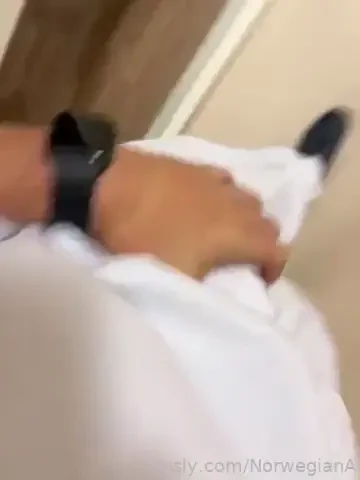 Doc otw to patient hospital full of patients so had to be careful doc 