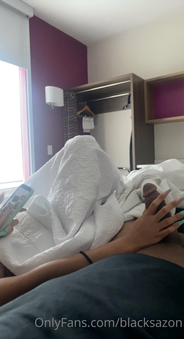 She s uploading a pic of her new dick grabbers 