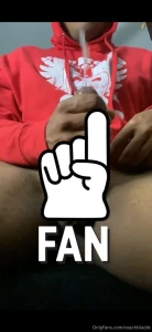 Watch me spray my cum everywhere when i play with myself