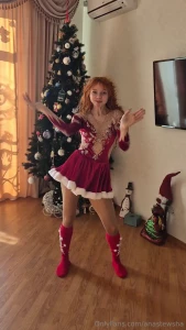 How do you like my jingle bells dance