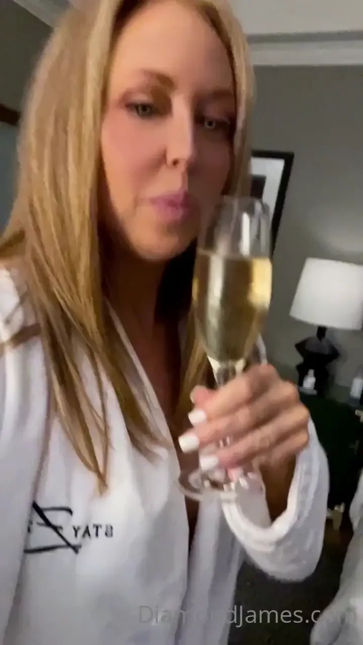 Living my best life overnight date with my hubby 