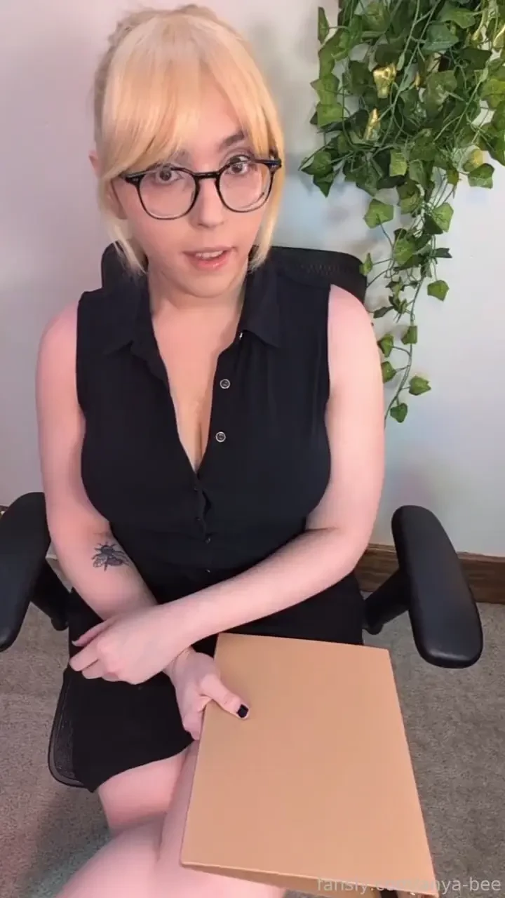 It s time for your performance review shrimp dick your boss isn t 