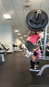 Ok someone asked me to post videos squatting sorry but unfortunately i