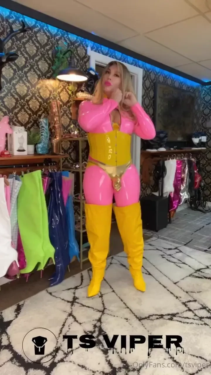 Pvc latex wonderland with my sissy bitch enjoy and tip hard 