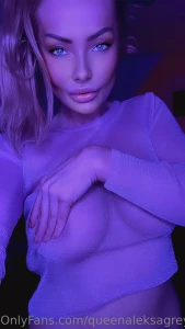 Midnight sky mood show me some love babe i appreciate all my fans each