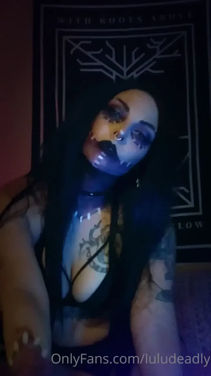 Happy halloween sugar bats i wanted you to have something special so 