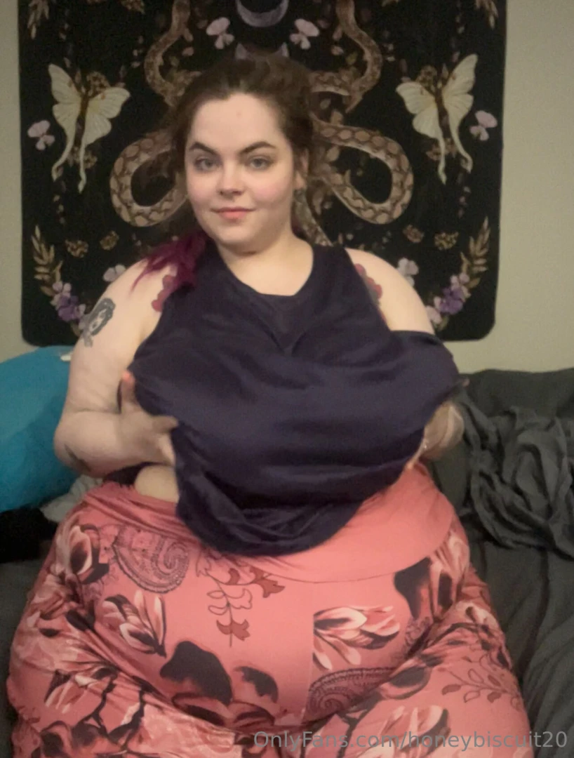 Boob play video sent out todayyyyyy 