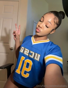 Spending tonight at home organizing my room text me to keep me company