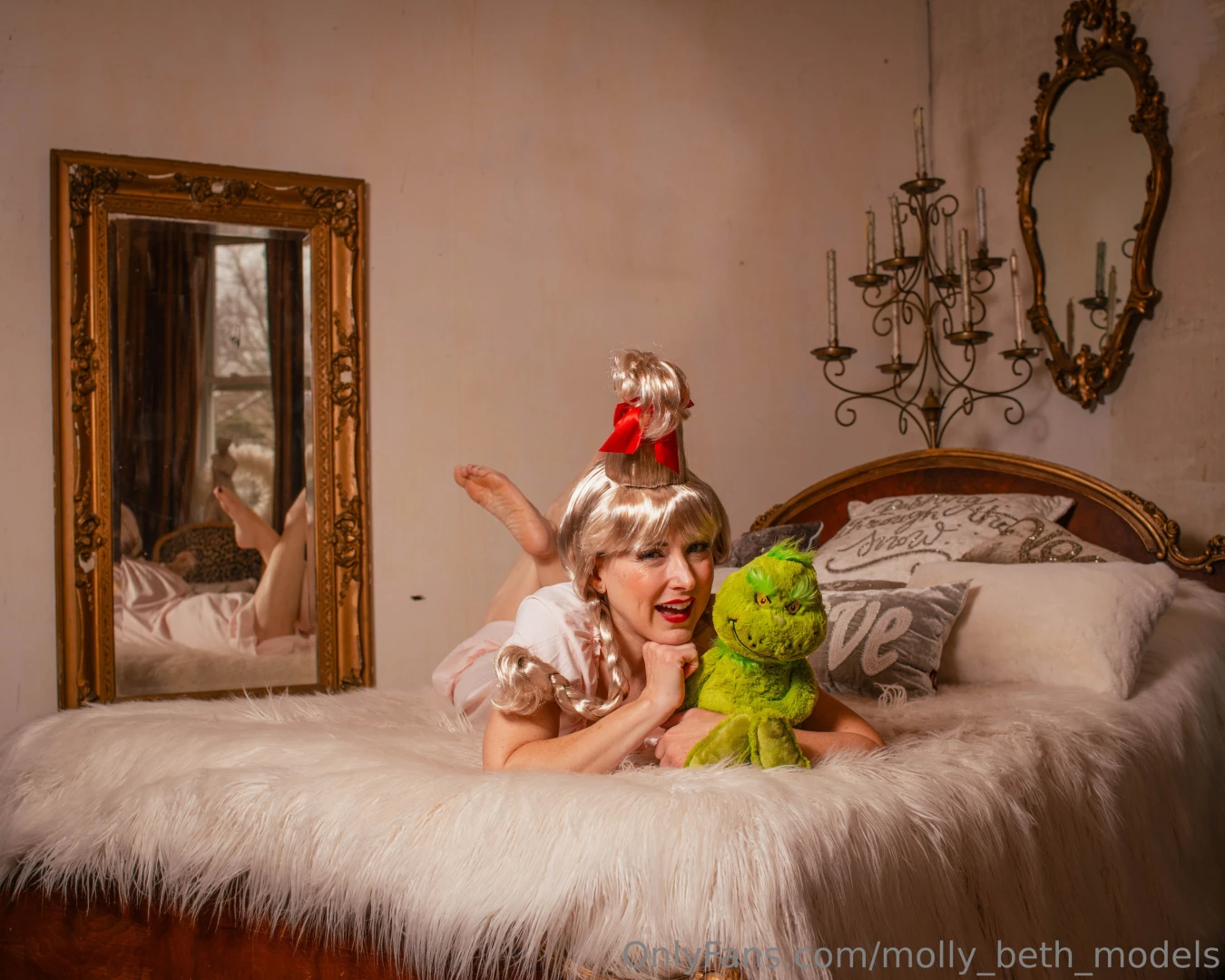 Little cindy lou who every who down in whoville liked christmas a lot part 5 