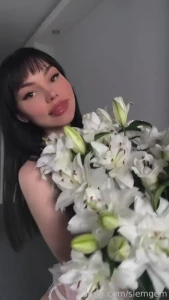 Would you like to give me flowers