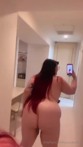 If you give me a big mirror i have no choice but to play in it part 4