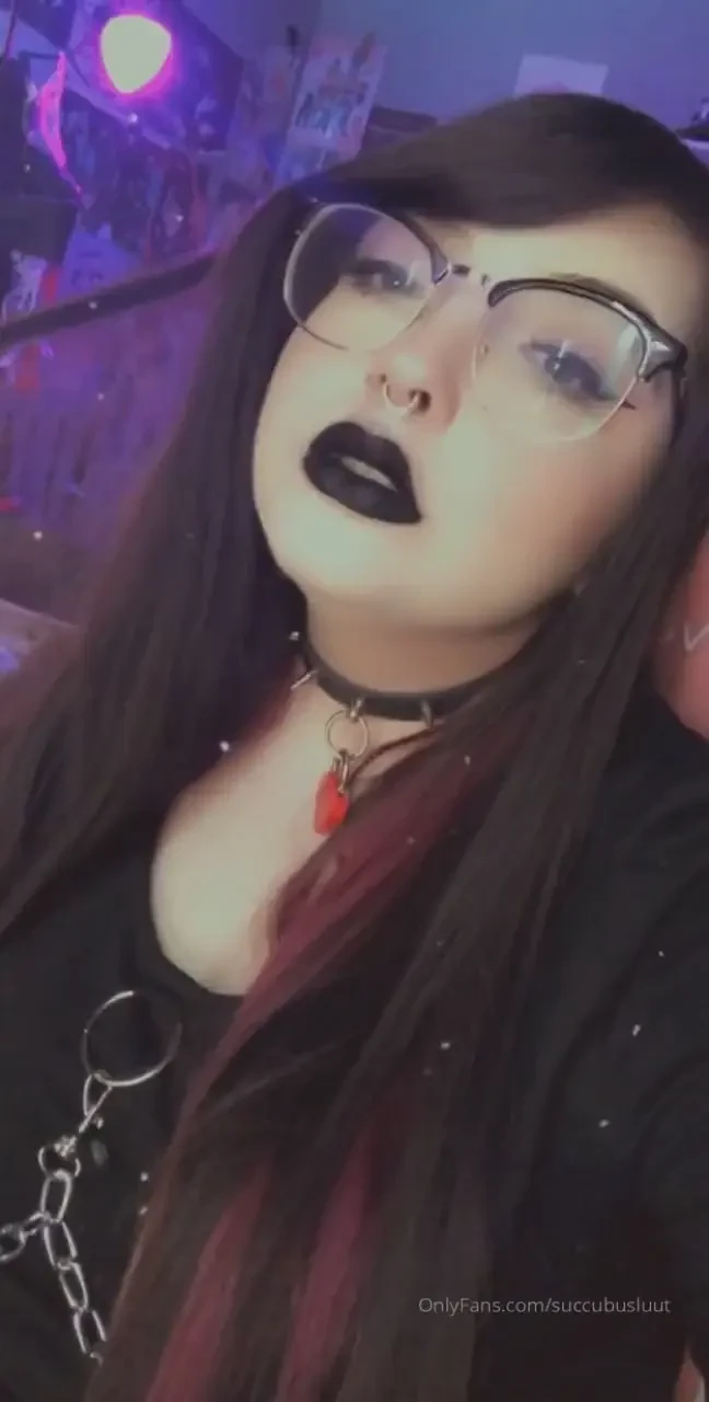 I should do more lipstick looks glasses or no glasses 