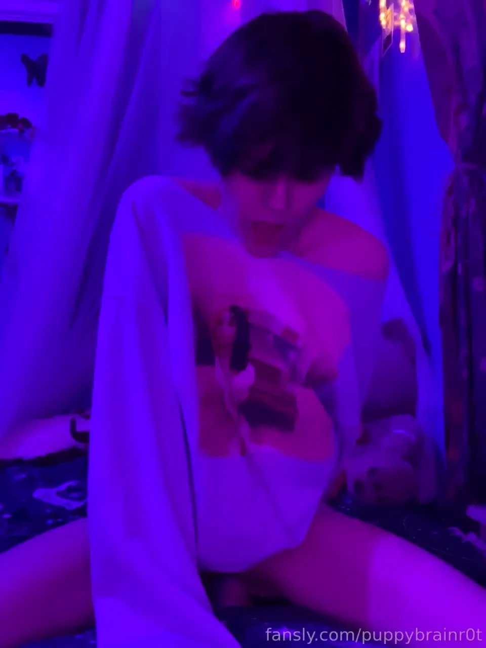 Wanna see a magic trick i can make this whole toy disappear including 