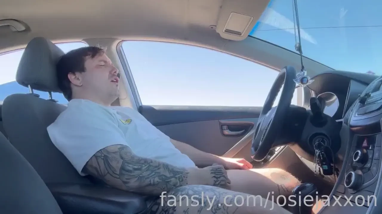 I can t believe i caught justancock jerking off in his car his dick 