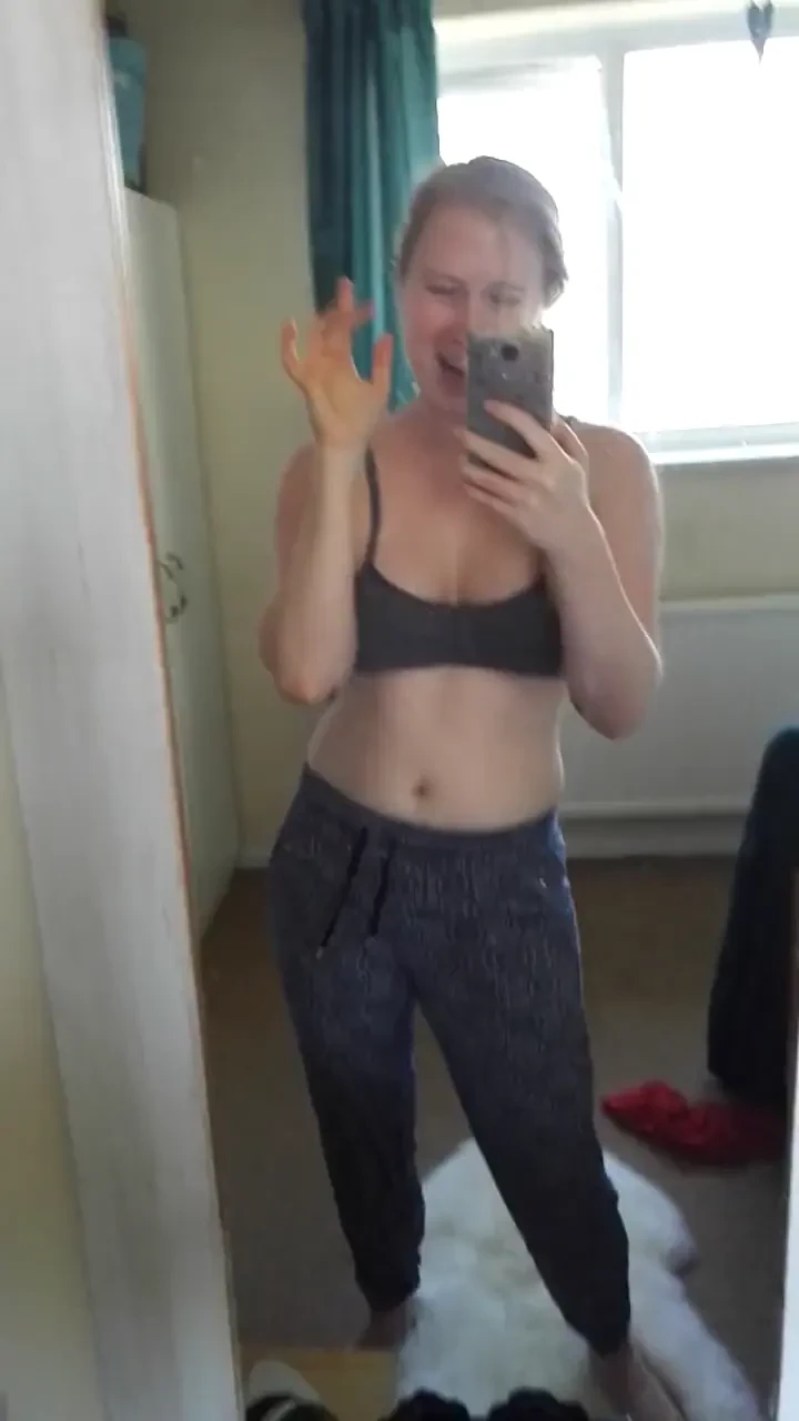 Little bit of working out today let s get those abs nice and tight 