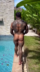 Come take a walk with me i want to show you something