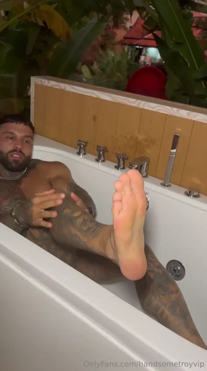 Would you come and worship every inch of me starting from the feet up 