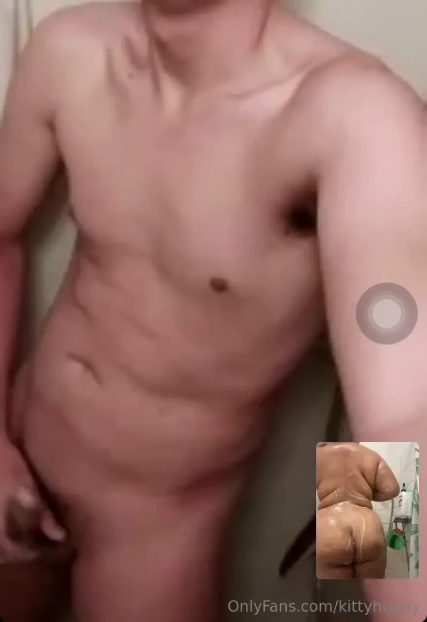 So this is ldr thing huh we were so horny and only can do video chat 