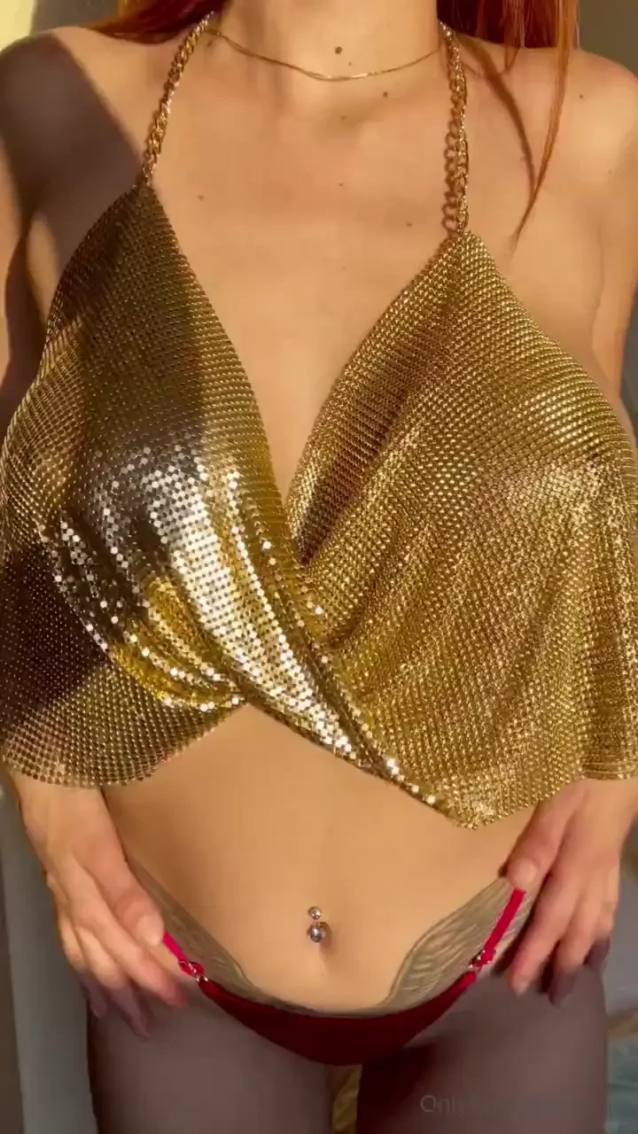 Rebotando en tu carita beb 