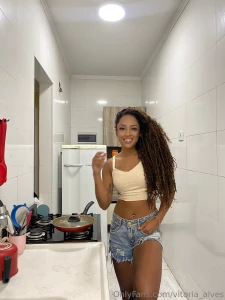 The way i love myself sets the tone for others