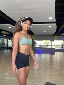 If confidence had a shape it d look like me