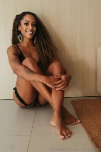 Too glam to give a damn part 163