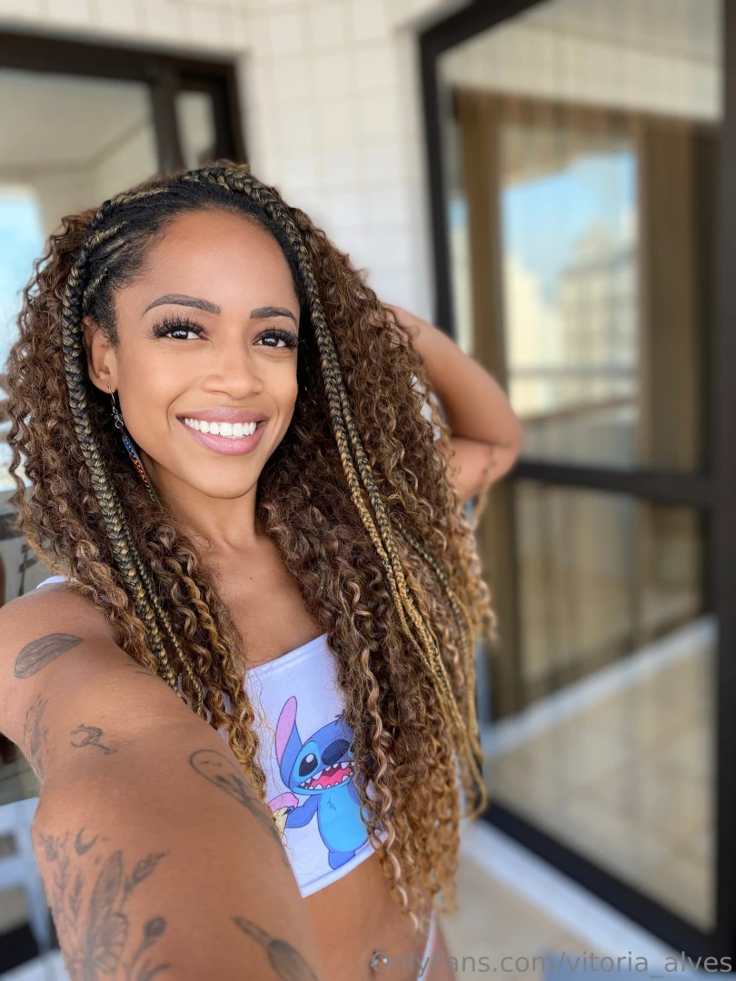 Happy girls are the prettiest audrey hepburn 