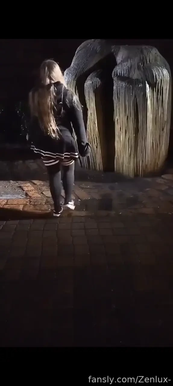 I felt like doing something naughty during my nightwalk in the city 