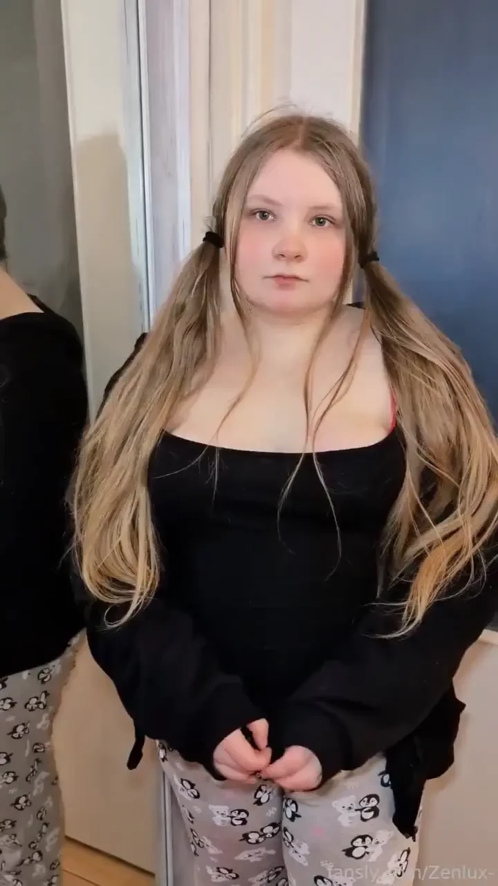 Do you like my hello kitty bra daddy barelylegal teen bra flash 18 