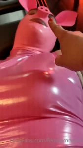 Piggy s cage gets so drippy but they ll always eat up the mess like a