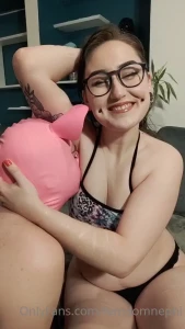 Piggy loves my sweaty pits iwantmorestuff