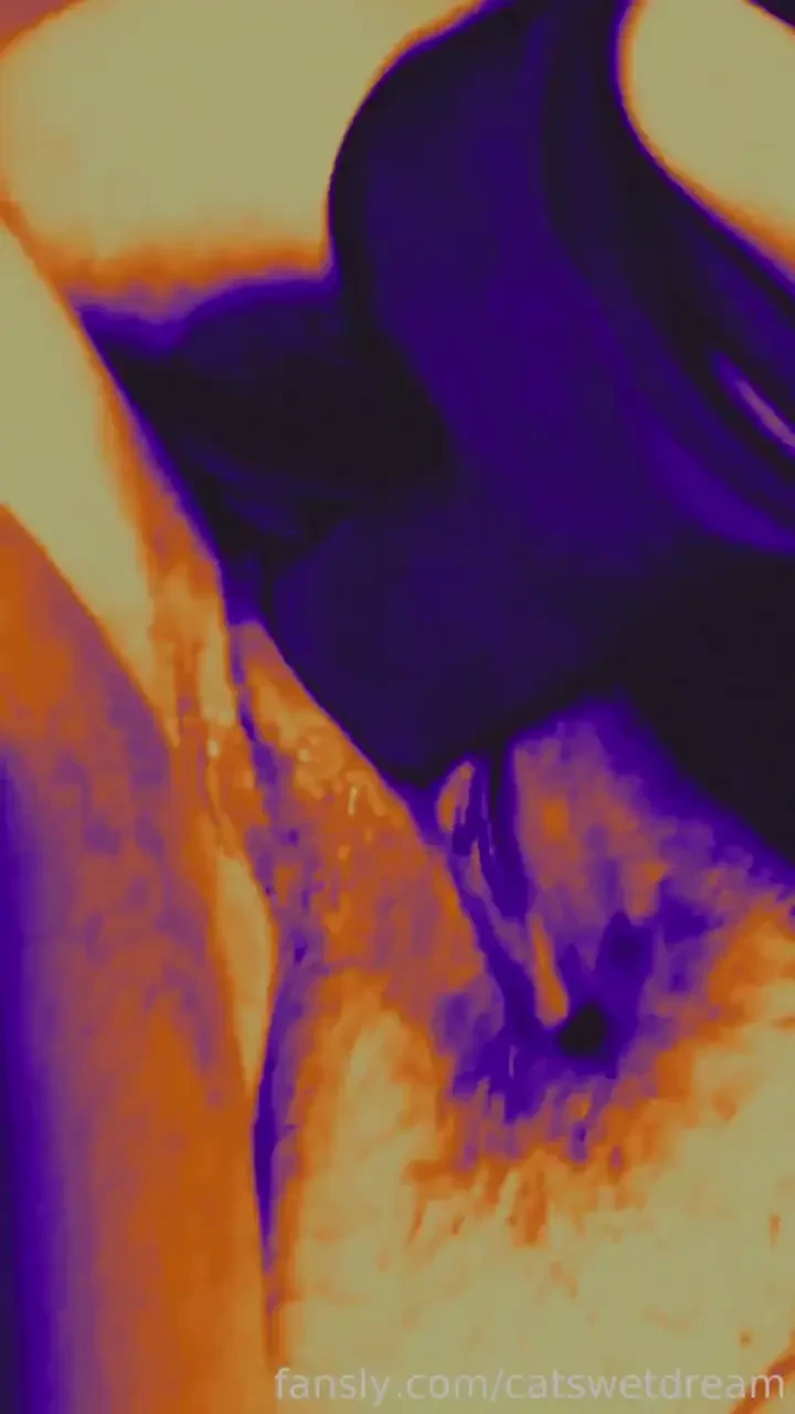 Warming up my pussy for a beating dildo solo hardcore bbc stretched 