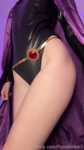 Uh nvm gt just showing off my halloween costume cosplay marvel raven