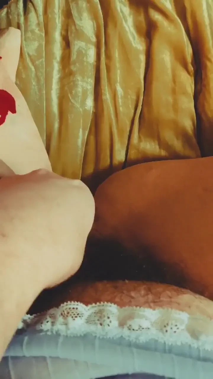 Keeping these in while i clean my room between calls is driving me 